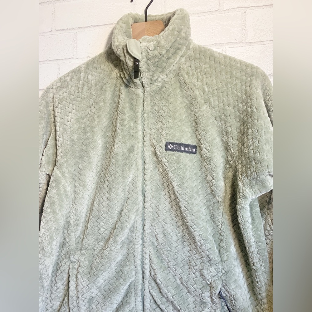 Women’s Columbia Quilted Fleece Teddy Light Green Full Zip Mock Neck Jacket - Picture 2 of 6